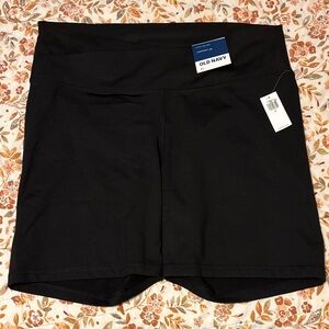 BNWT Old Navy Extra High-Waisted CloudComfy Biker Shorts 6-inch inseam - size XL